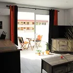 Апартаменты Modern And Lovely In Cristianos Лос Кристианос
