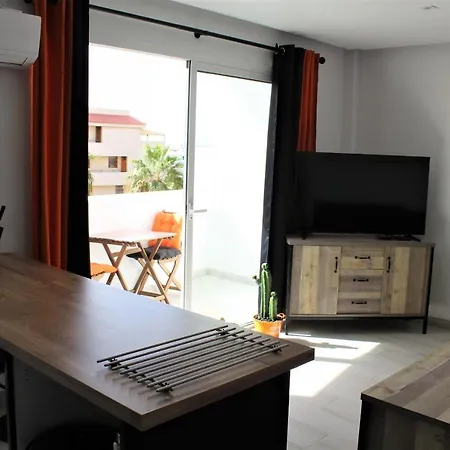 Modern And Lovely In Cristianos Apartment
