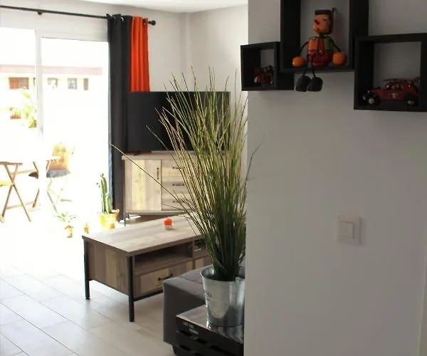 Modern And Lovely In Cristianos * Los Cristianos (Tenerife)